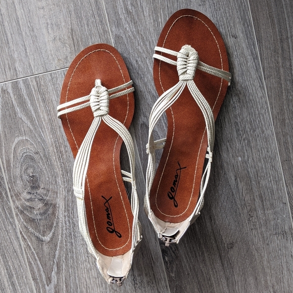 BNIB Strappy Kitten Heel Sandals